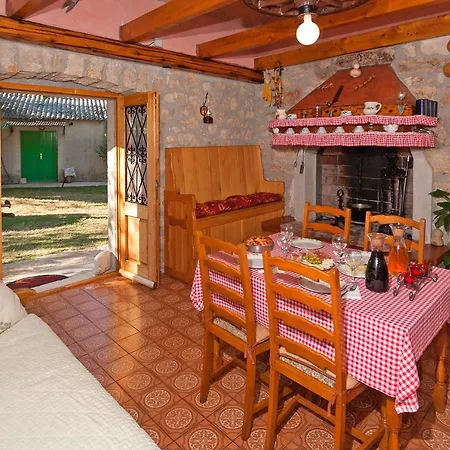 Jenny In Kraj Drage Nedeščina